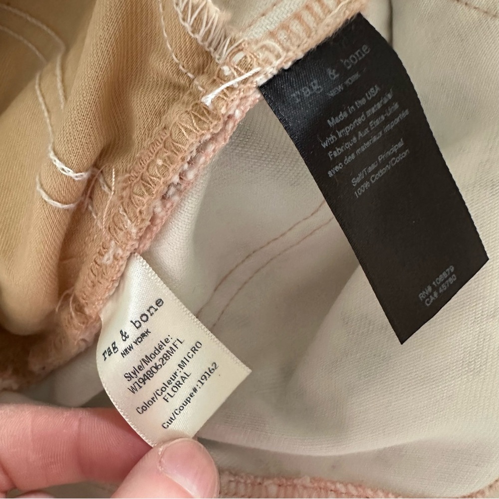NWT RAG & BONE Ellie Micro Floral Off White Denim Shorts Size 26 $185 Retail - Picture 12 of 12